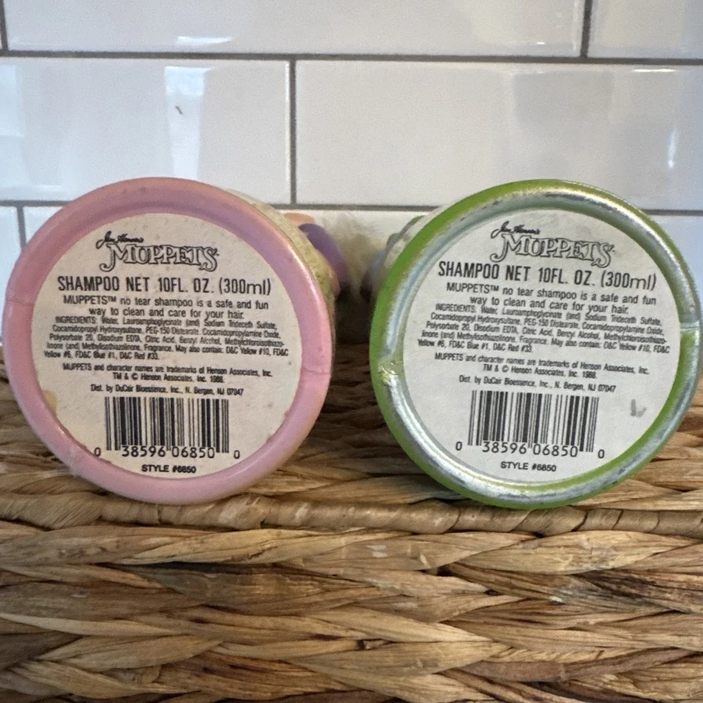 Vintage Jim Henson 1988 Kermit and Miss Piggy Shampoo‎